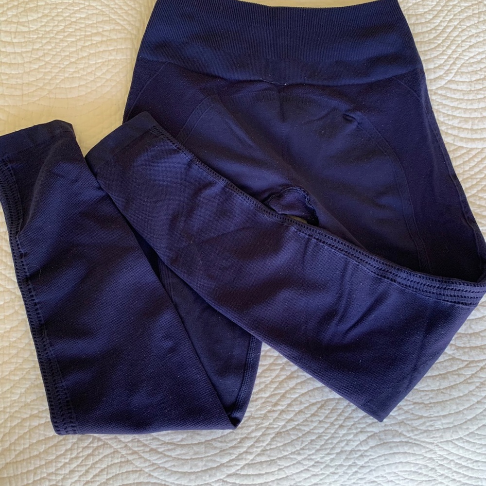 Lululemon Compression Leggings - image 5